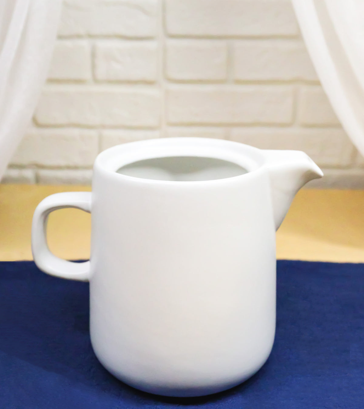 White Porcelain Artisan Hand Crafted Barista Style Maker Carafe Flask Part