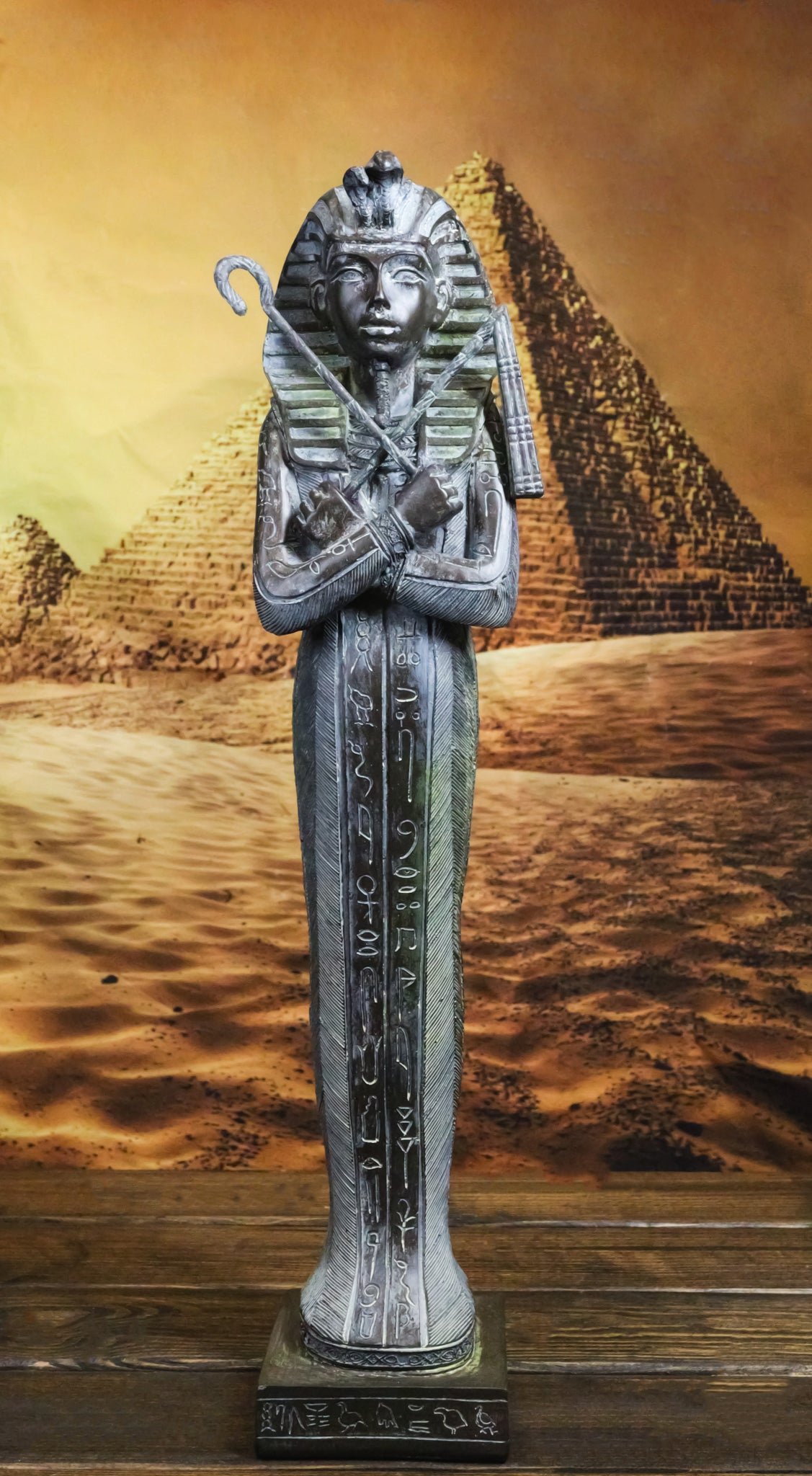 Ancient Egyptian Pharaoh Sarcophagus Mummy With Crook and Flail Figurine 16"H