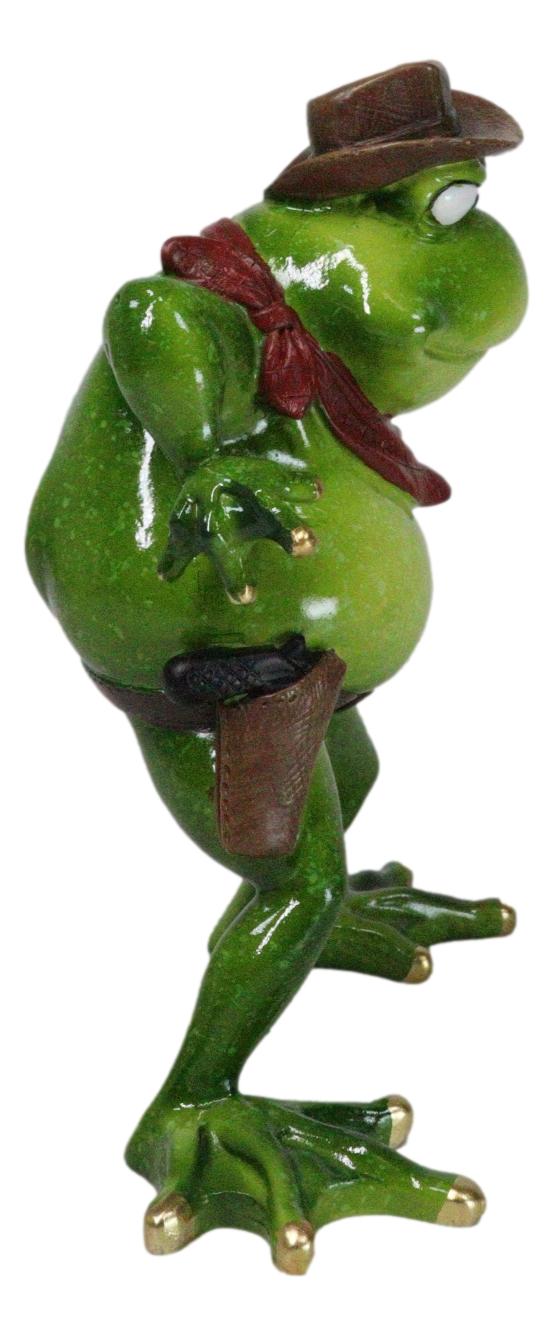 Wild West Cowboy Toad Frog In Standoff With Hat Cigar And 2 Pistols Figurine