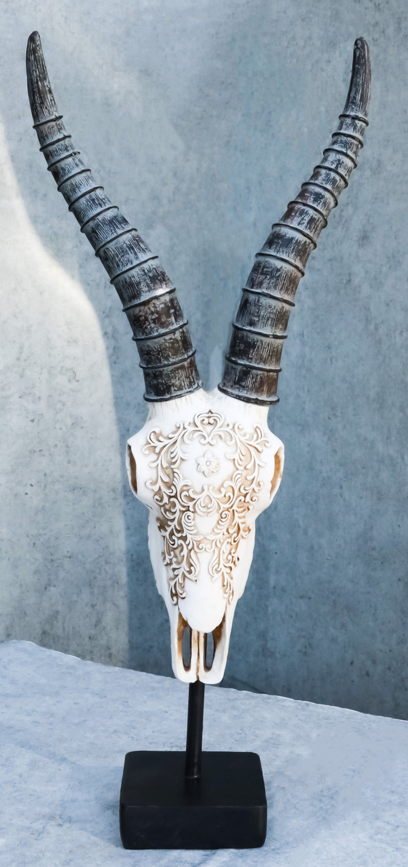 Vintage Tribal Knotwork African Antelope Skull On Museum Pole Mount Base Statue