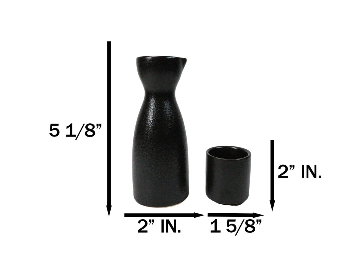 Minimalistic Black Kokuyo Porcelain Japanese Wine Sake Flask With 2 Cups Set