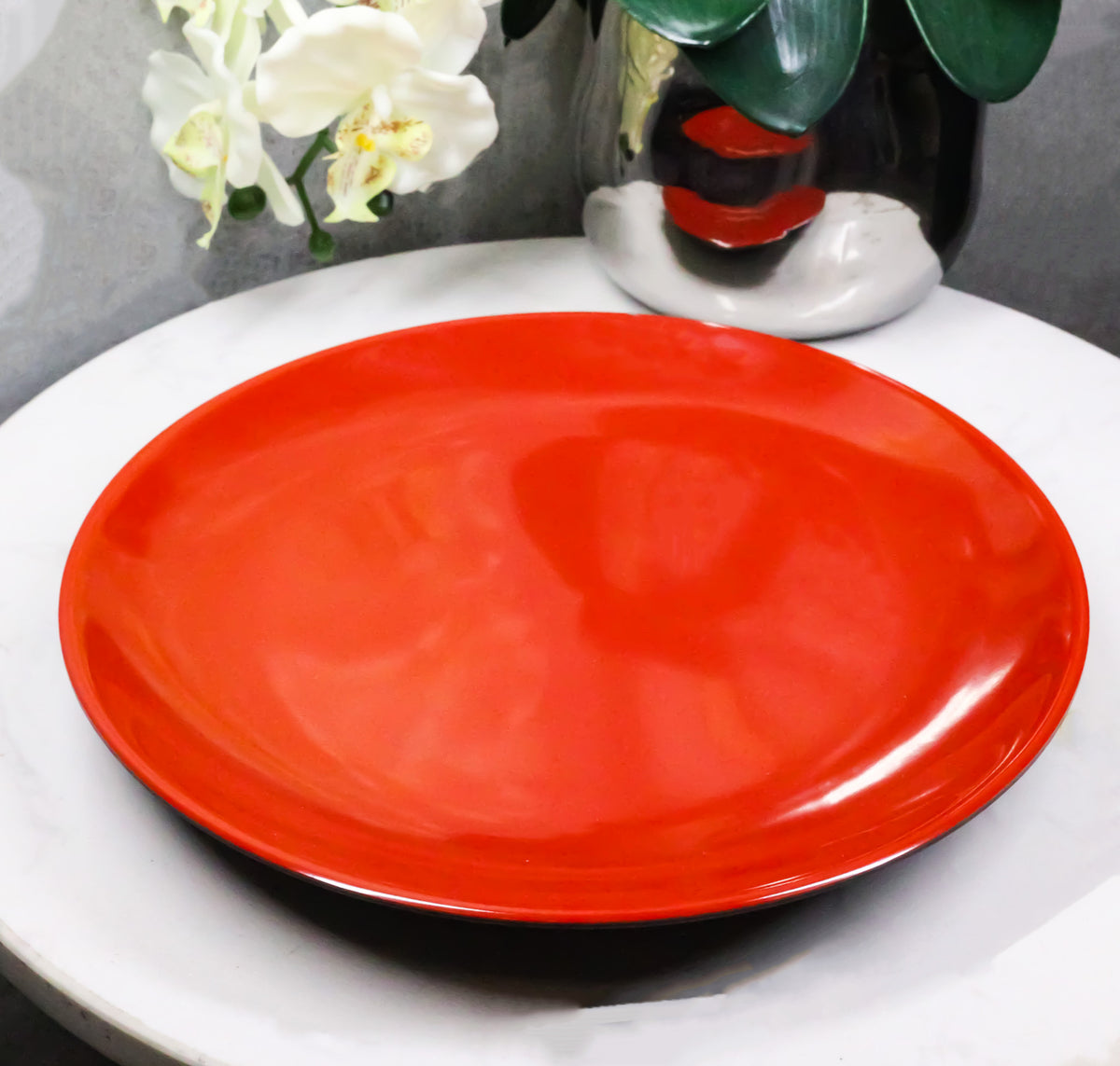 Set Of 6 Traditional Round 10"D Solid Red Black Large Melamine Dinner Plates