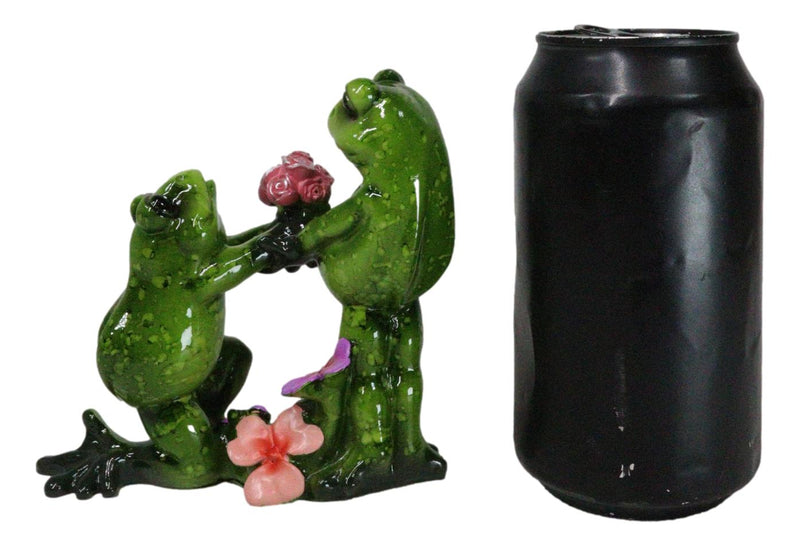 The Proposal Green Toad Frog Kneeling Before Mate with Bouquet of Roses Figurine