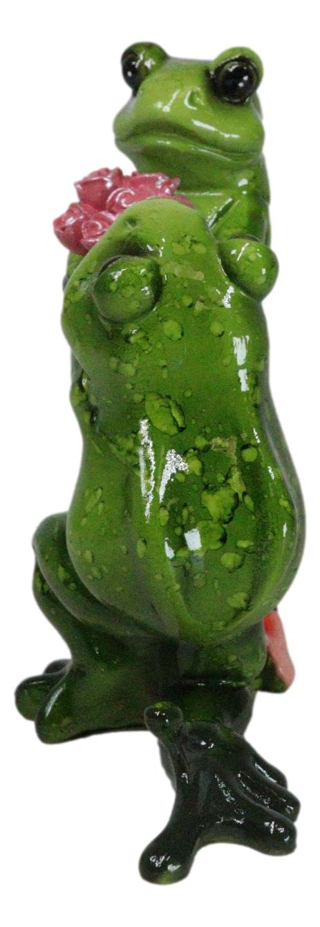 The Proposal Green Toad Frog Kneeling Before Mate with Bouquet of Roses Figurine