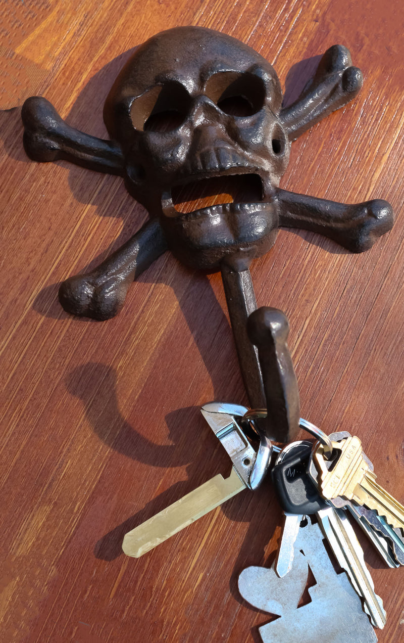 Set of 2 Macabre Halloween Pirate Ghastly Skull Skeleton Crossed Bones Wall Hook