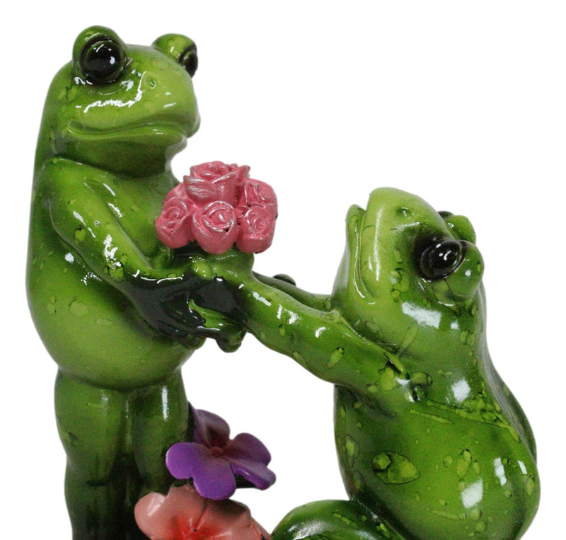 The Proposal Green Toad Frog Kneeling Before Mate with Bouquet of Roses Figurine