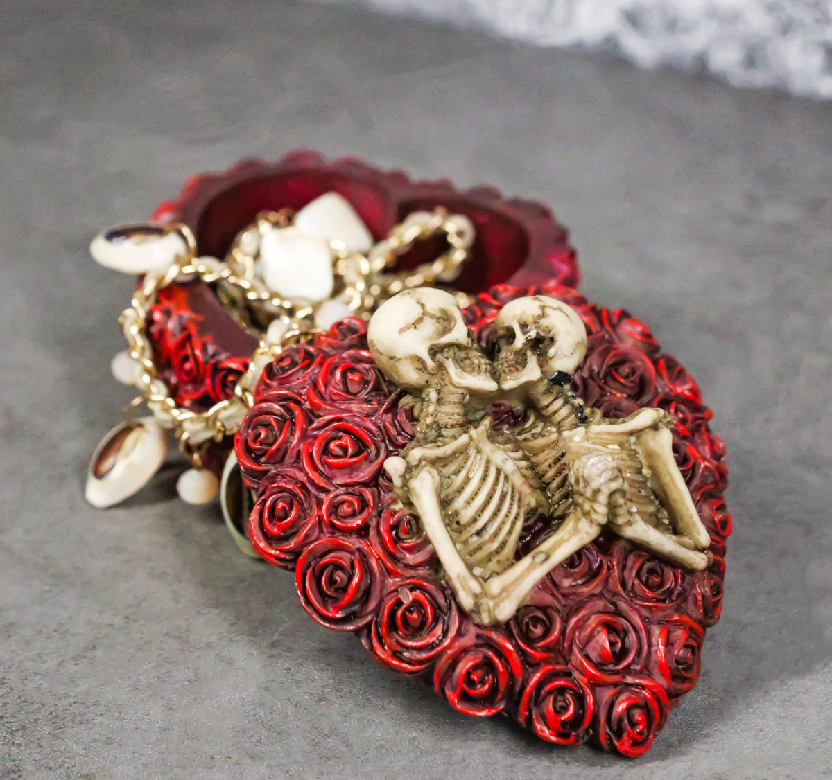Love Never Dies Gothic Skeleton Lovers on Red Rose Wreath Decorative Trinket Box