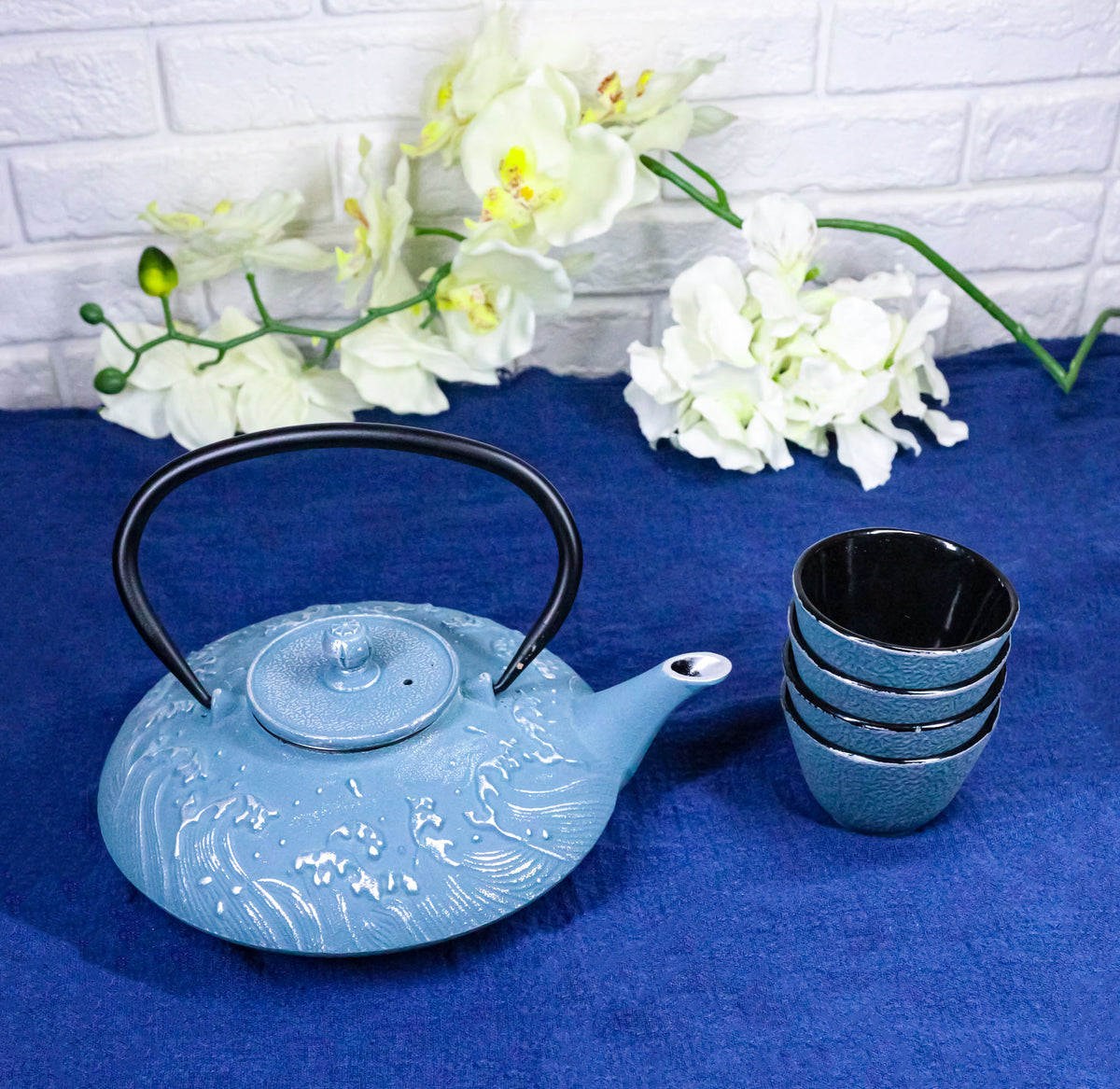 Royal Blue Ocean Sea Waves Tetsubin 27oz Cast Iron Tea Pot With 4 Cups Set