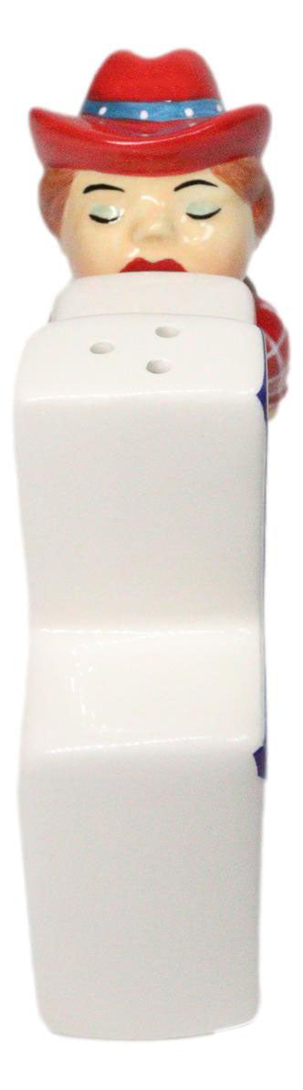 Western Cowgirl Kissing I Love Texas Sign Ceramic Salt And Pepper Shakers Set