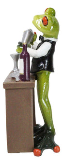 Green Toad Frog Classy Bartender Mixing Cocktail Drinks By The Table Figurine