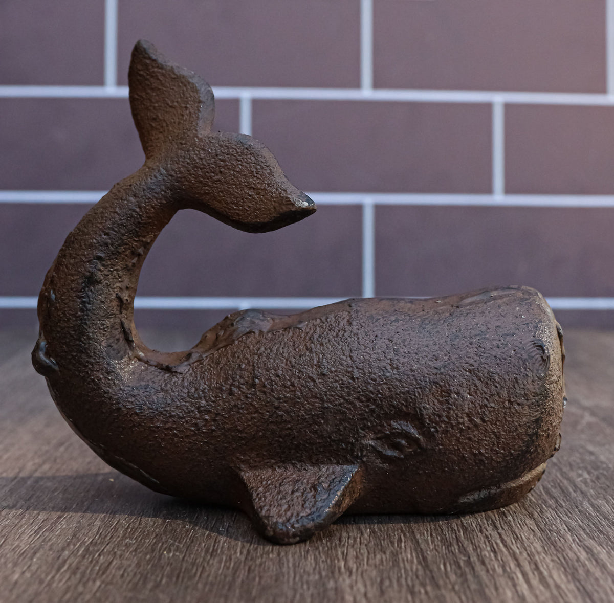 Set Of 2 Rustic Cast Iron Sperm Whale Cachalot Decorative Paperweight Figurines