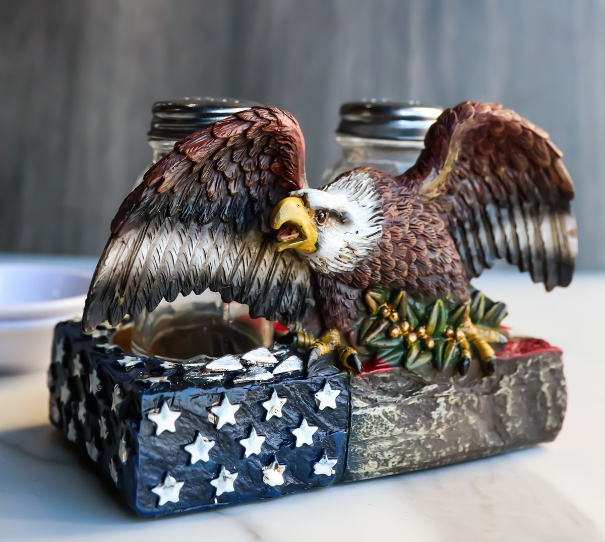 American Bald Eagle With Olive Branch On US Flag Salt & Pepper Shakers Holder