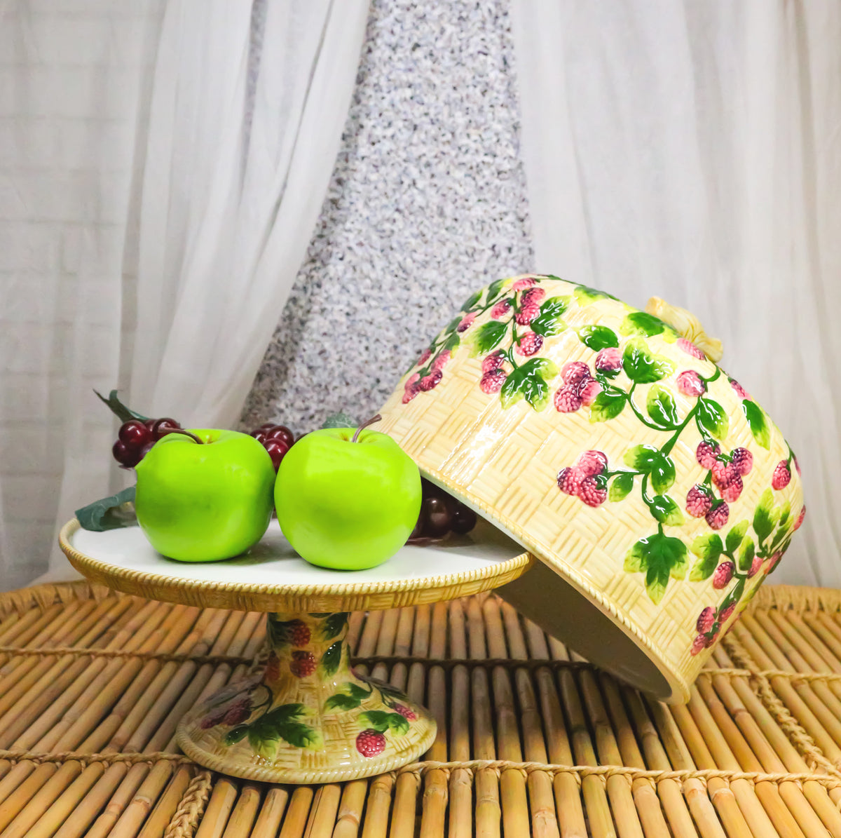 European Vineyard Grapes Ceramic Pastry Pedestal Plate Cake Stand With Dome Lid