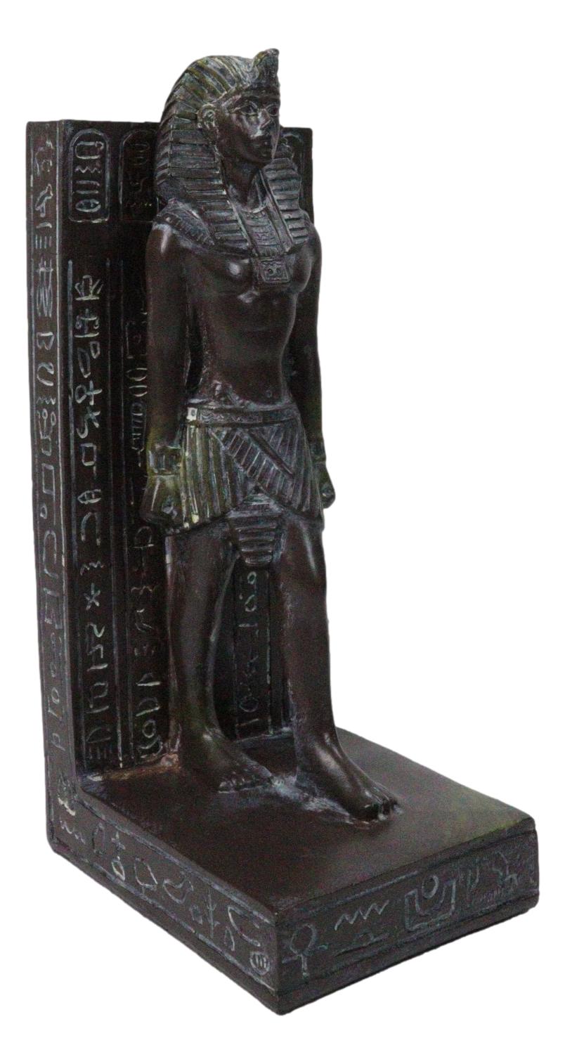 Son of Horus Pharaoh Egyptian King Tut On Hieroglyphic Base Bookends Pair
