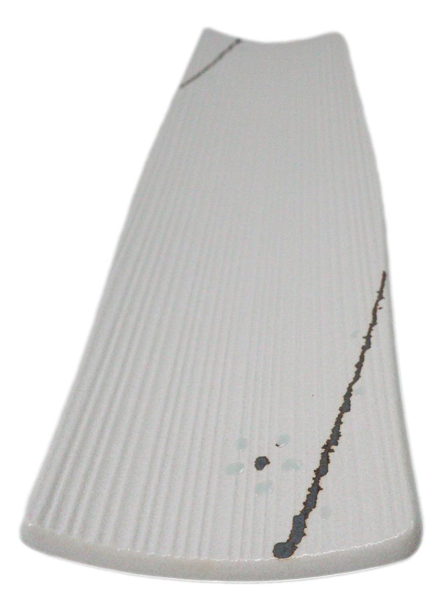 Yukino Hana Collection Large 16.5" Elongated Rectangular Wavy Serving Platter