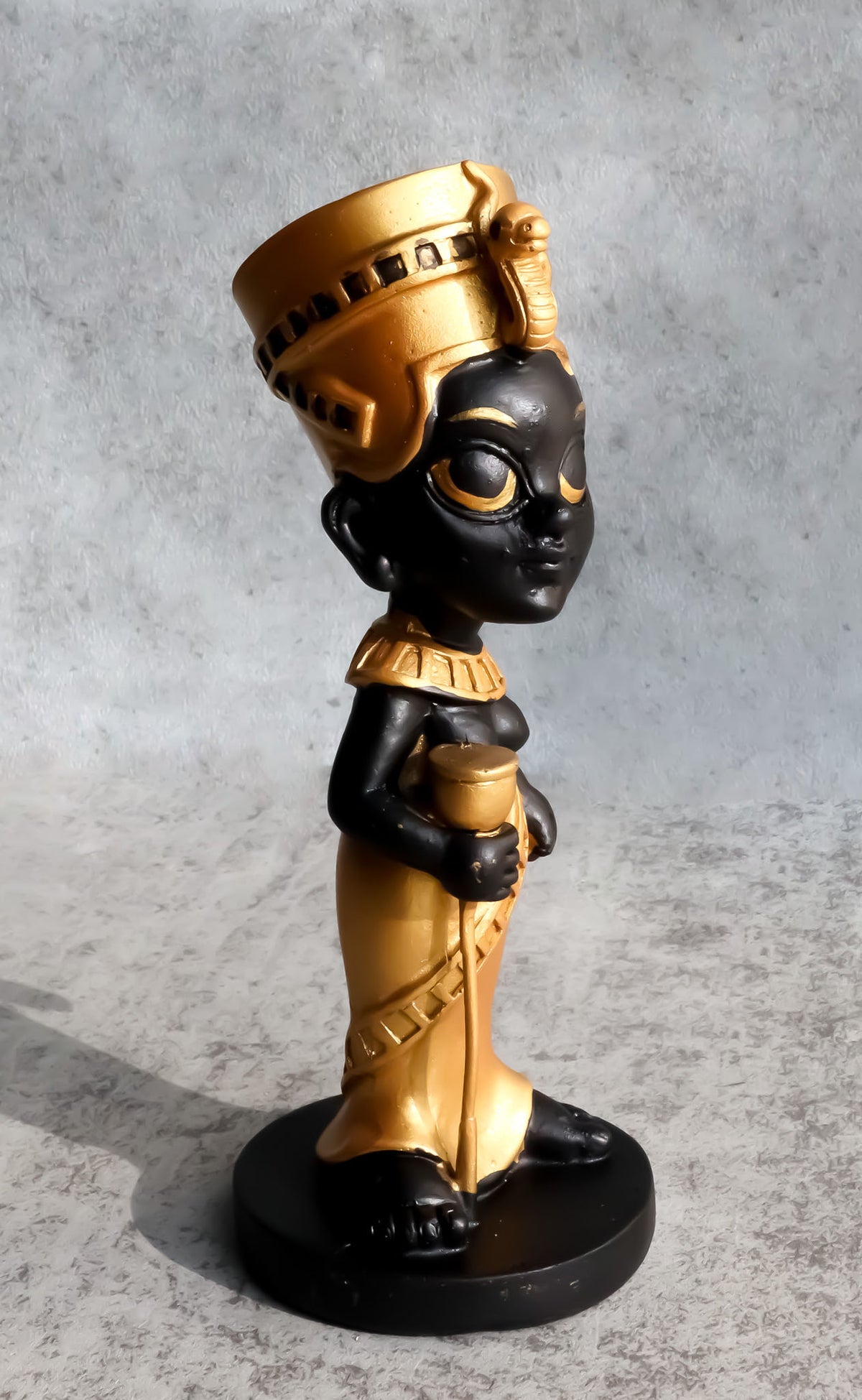 Ancient Egyptian Royal Queen Nefertiti Goddess Pharaoh Consort Figurine