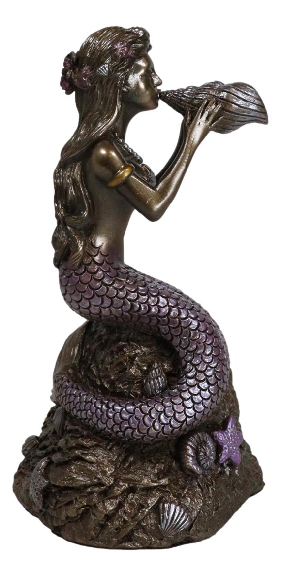 Ocean Marine Mermaid Siren Princess Blowing Sconce Shell On Coral Rock Figurine