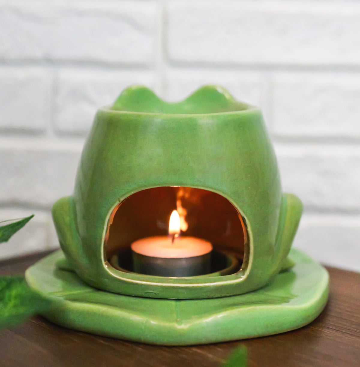 Whimsical Green Toad Frog On Lily Pad Ceramic Essential Oil Warmer Candle Holder - Ebros Gift