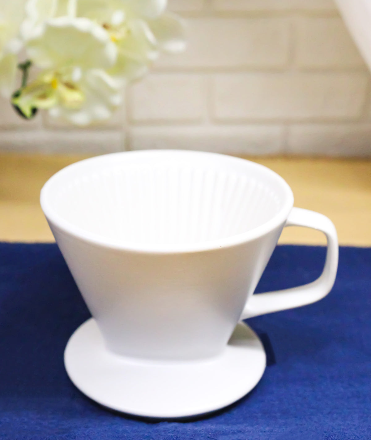 White Porcelain Artisan Coffee Maker Pour Over Dripper Filter Cup Top Part