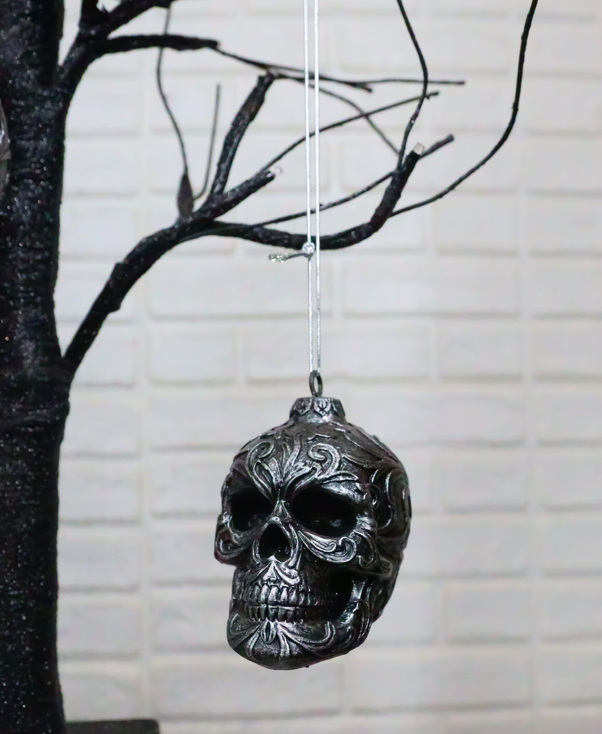 Set of 4 Day Of The Dead Faux Gunmetal Silver Tribal Tattoo Skull Tree Ornaments