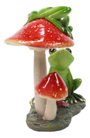 Love Affair Green Pond Frogs Couple in Courtship by Toadstool Mushrooms Figurine