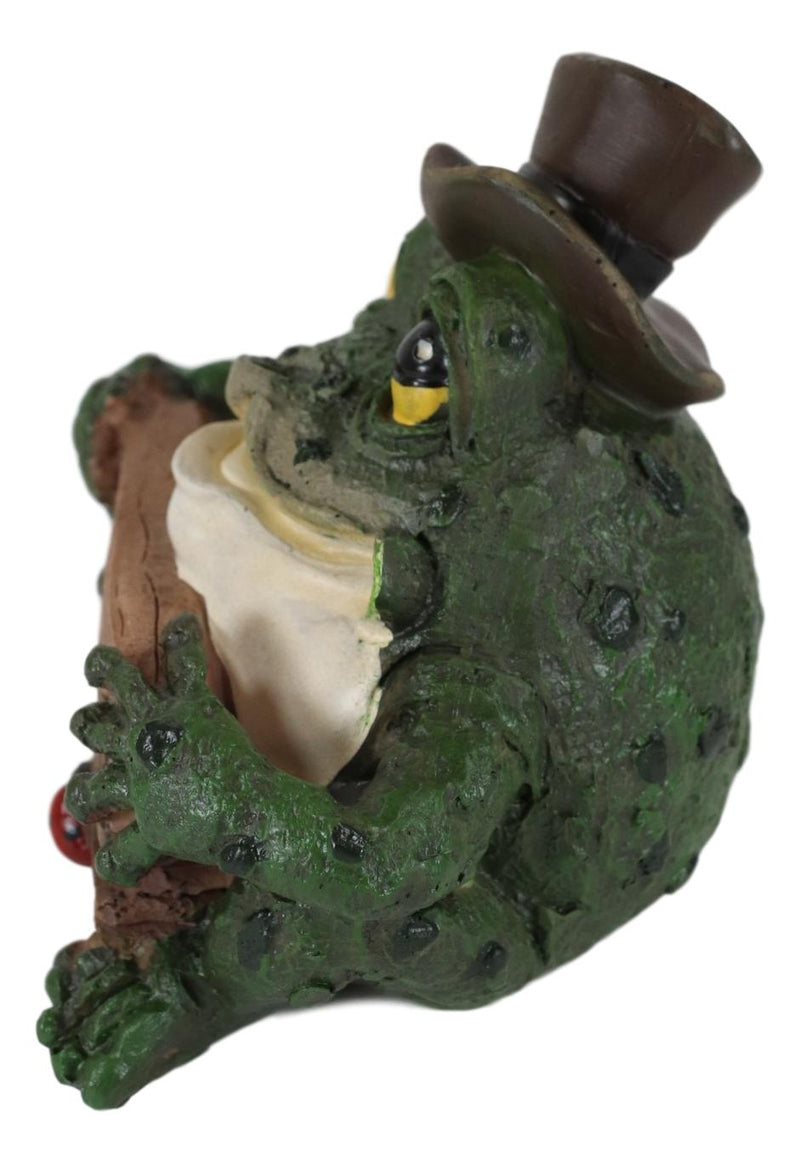 Set of 3 Green Toads Frogs Holding Welcome Kiss Me I Love U Signs Mini Figurines