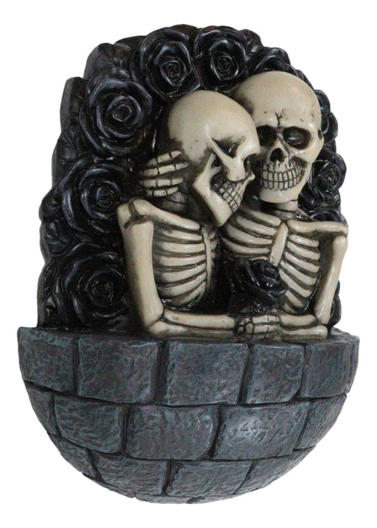 Gothic Love Never Dies Romeo Juliet Skeleton Couple By Black Roses Wall Decor - Ebros Gift