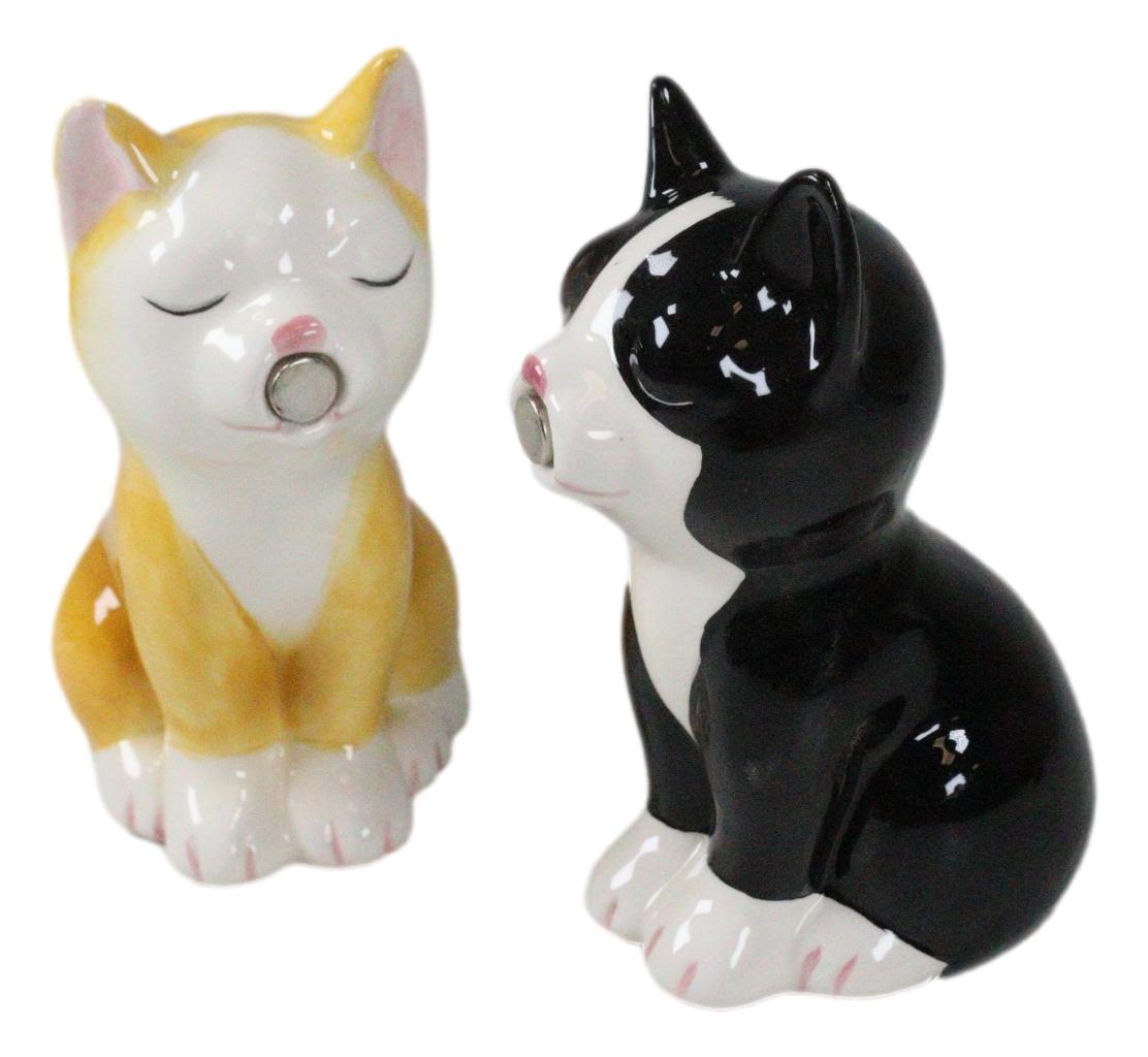 Kissing Black And Yellow Kittens Salt And Pepper Shakers Cat Pair Kitchen Decor - Ebros Gift