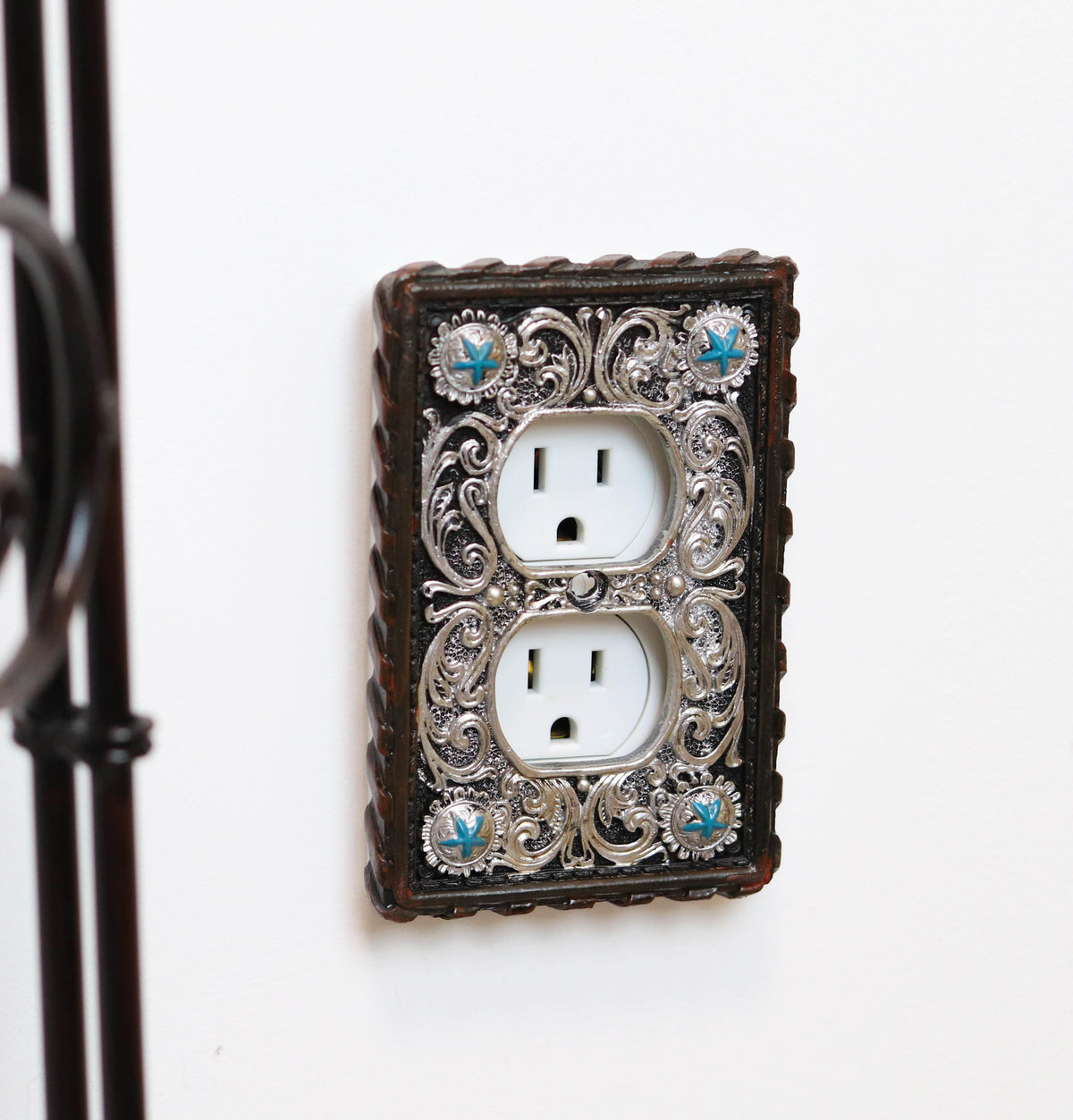 Set of 2 Western Turquoise Stars Lace Scroll Wall Double Receptacle Outlet Plate