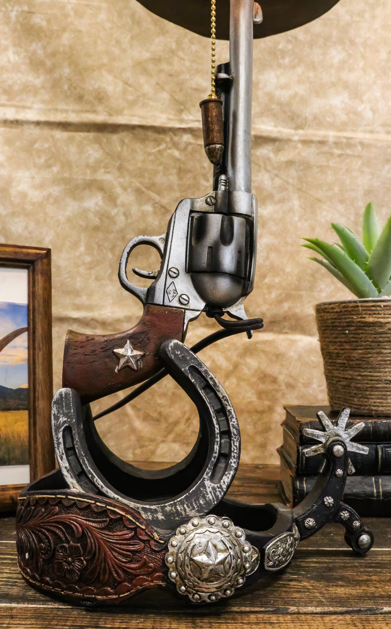 Western Six Shooter Gun Horseshoes Heel Spur Side Table Lamp With Cowboy Hat