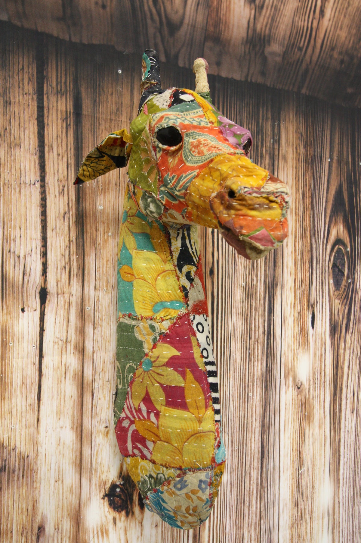 Safari Wild Giraffe Hand Crafted Paper Mache In Sari Fabric Wall Head Decor