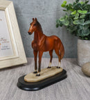 Thoroughbred Pride Brown Chestnut Race Horse Statue Model Steed Desktop Figurine