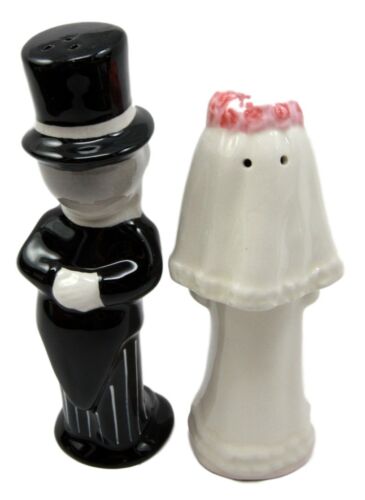 Ebros Day Of The Dead Salt & Pepper Shakers Skeleton Couple Bride & Groom Set