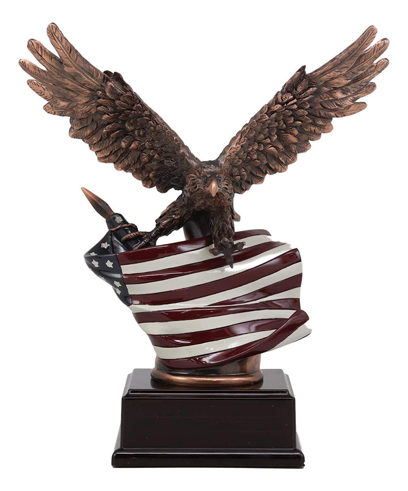 Ebros Patriotic Bald Eagle With Spread Out Wings Clutching On American Flag Statue