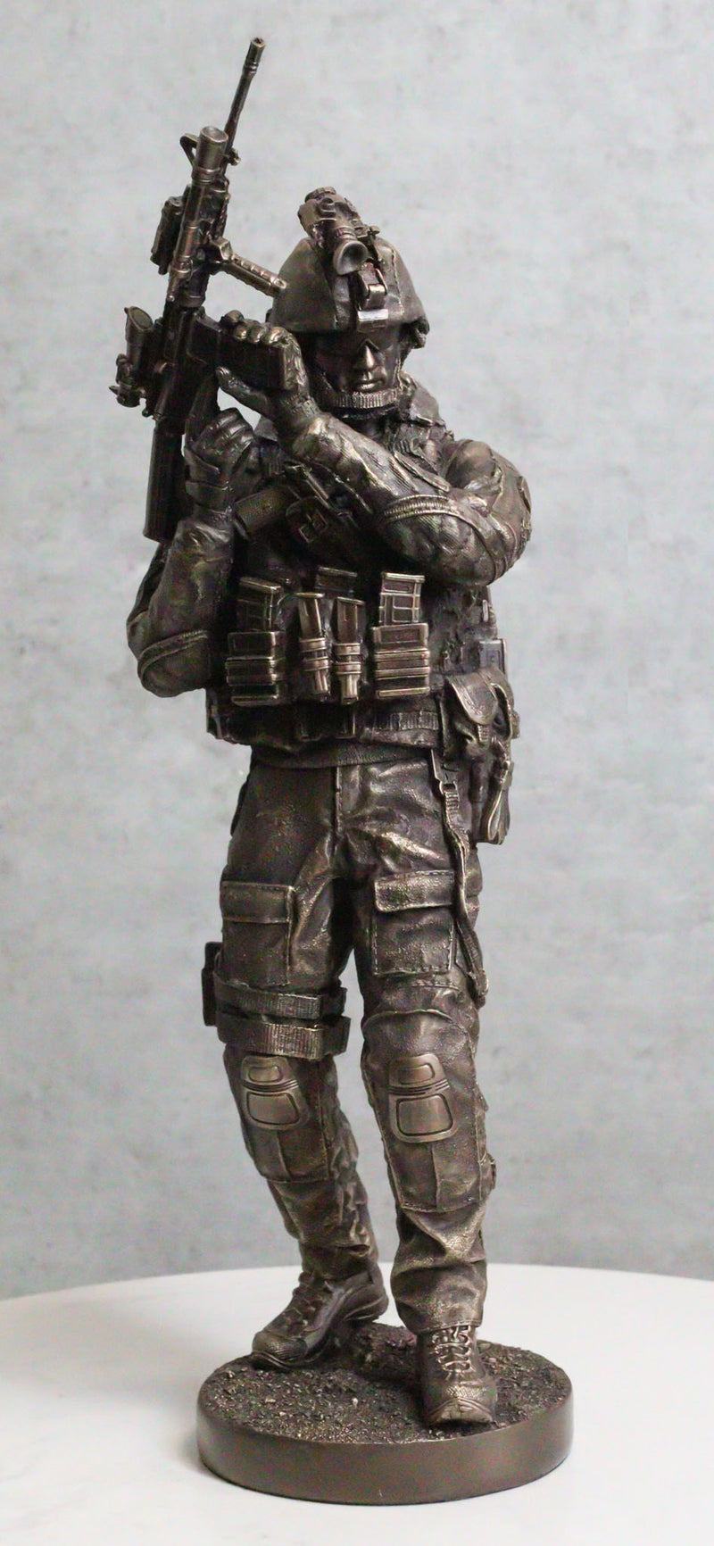 Large Modern Warfare Infantry Statue 14"H Military Rifle Unit Soldier Figurine