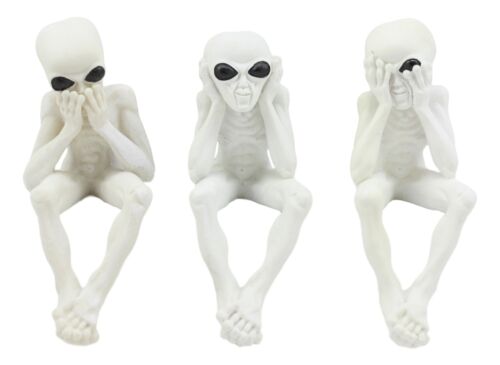 Glow In The Dark See Hear Speak No Evil Alien Shelf Sitters Set Of 3 Figurines