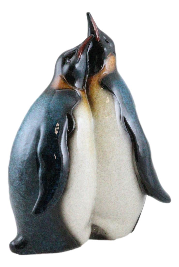 South Pole Family Emperor Penguins Mom and Dad Couple Hug Time Decor Figurine