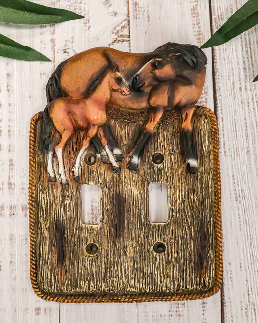 Set Of 2 Novelty Western Country Equine Horses Double Toggle Switch Plates