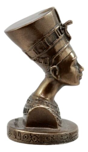 Egyptian Queen Nefertiti With Cobra Crown Bust Decorative Figurine Miniature