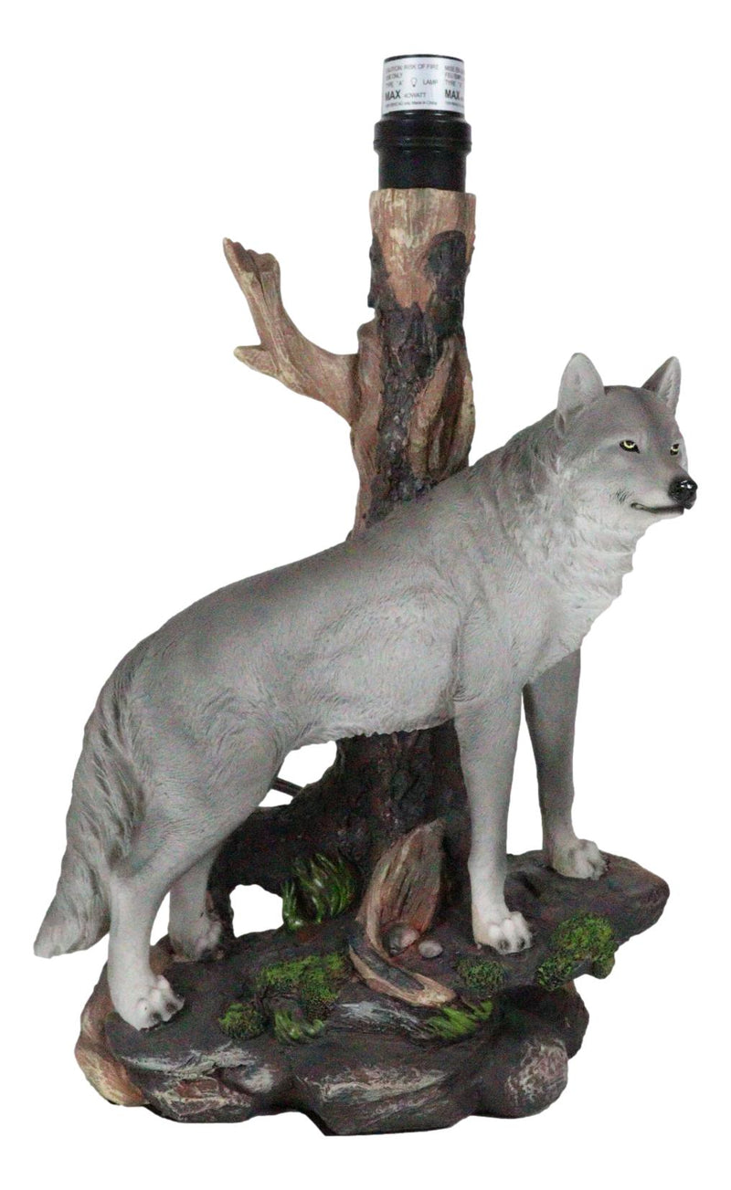 Denizen Of Twilight Lone Gray Wolf Table Desktop Lamp With Forest Shade Decor