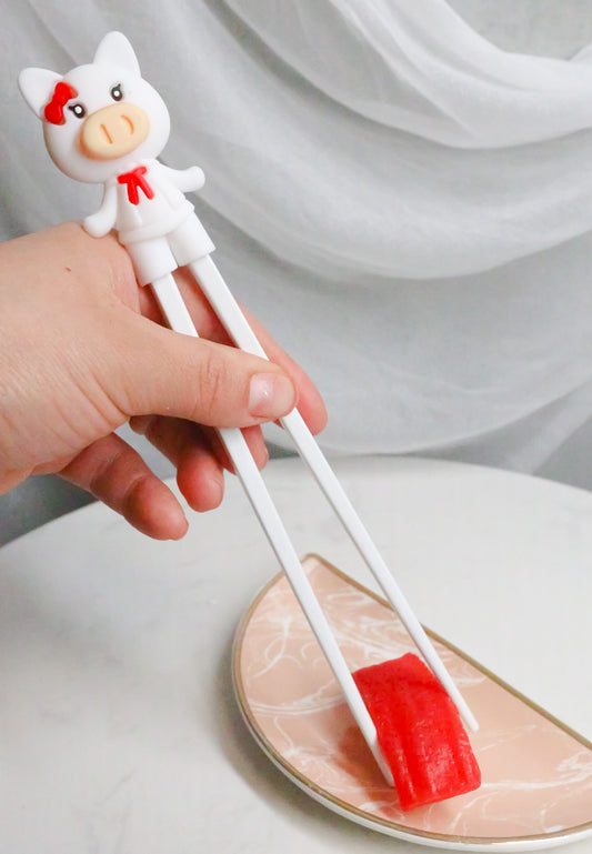 White Miss Piggy Pig Reusable Training Chopsticks Set With Silicone Helper - Ebros Gift