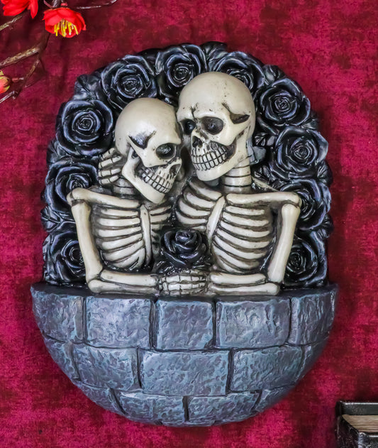 Gothic Love Never Dies Romeo Juliet Skeleton Couple By Black Roses Wall Decor - Ebros Gift