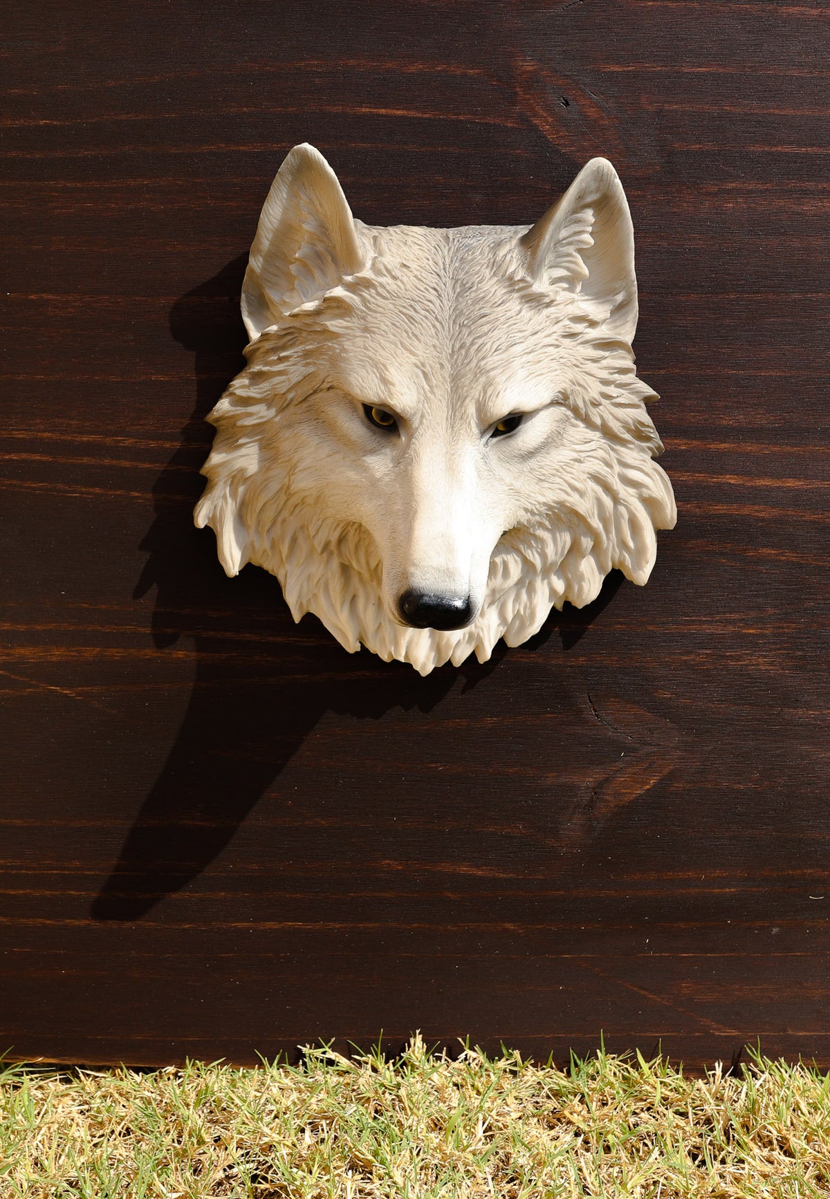 Ebros Direwolf Gray Wolf Mini Wall Decor Timber Wolf Canis Lupus Wall Plaque - Ebros Gift