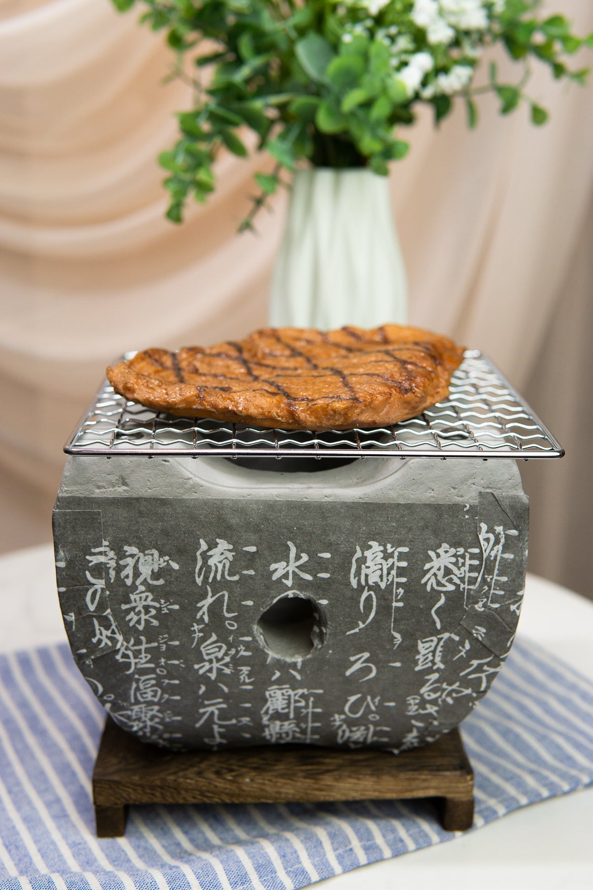 Ebros Japanese Cuisine Tabletop Shichirin Konro Gray Charcoal Grill BBQ Stove W/ Base