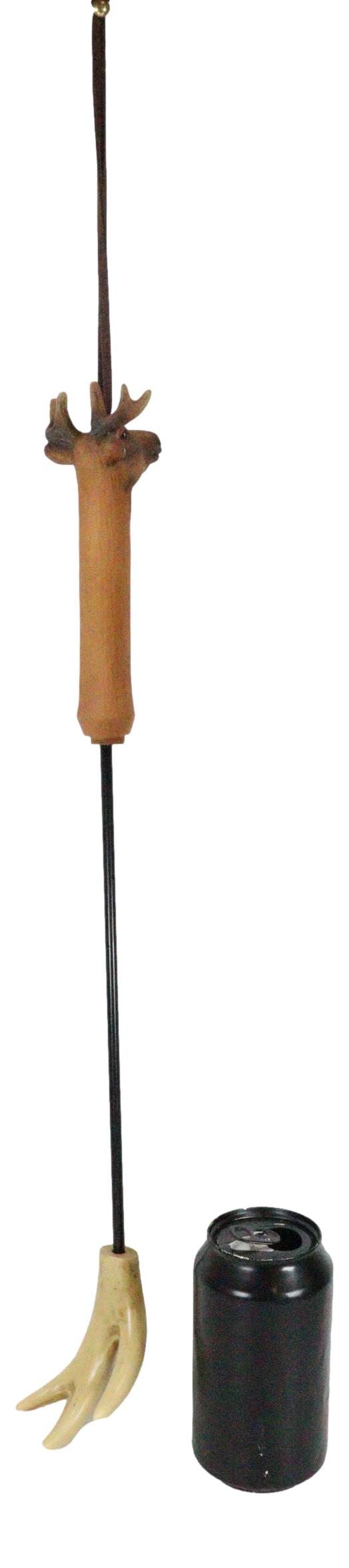 Whitetail Stag Deer Antler Long Reach Hand Back Scratcher Wall Hanging Figurine