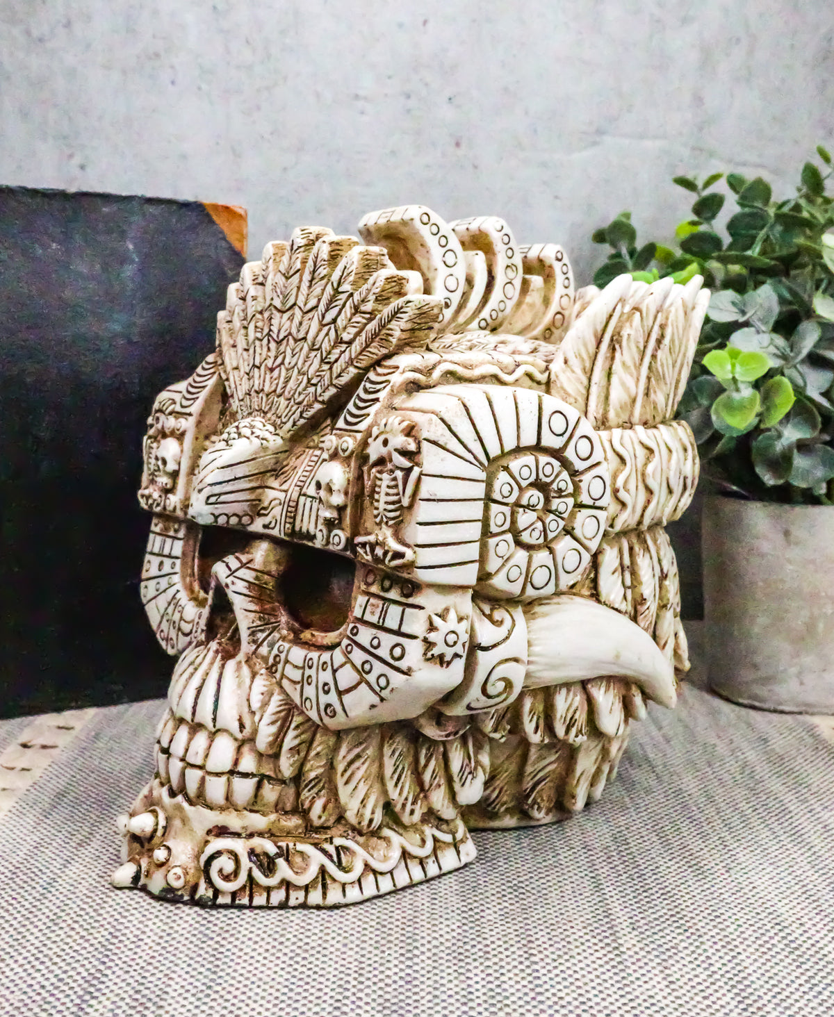 Ebros Aztec Empire Emperor Montezuma Skull Statue Tenochtitlan King Moctezuma