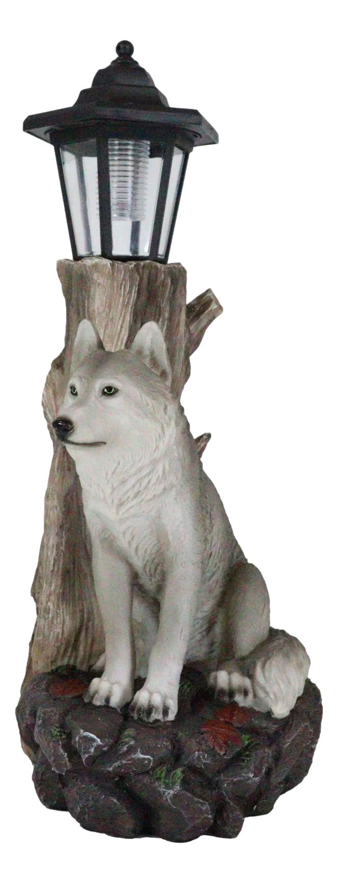 Woodlands Lone Gray Wolf Greetings Figurine Solar LED Light Lantern Welcome Lamp