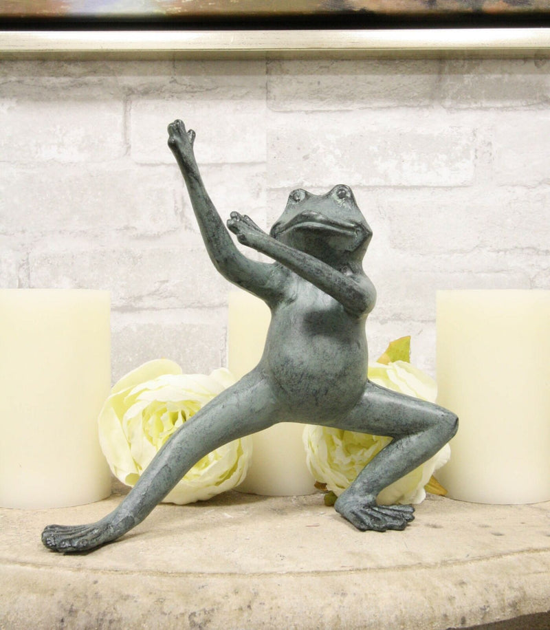 Ebros Gift Verdi Green Aluminum Metal Whimsical Tai Chi Kung Fu Frog Garden Statue Zen Feng Shui Martial Arts Frogs Home Garden Patio Pool Decorative Sculpture (Horse Stance)