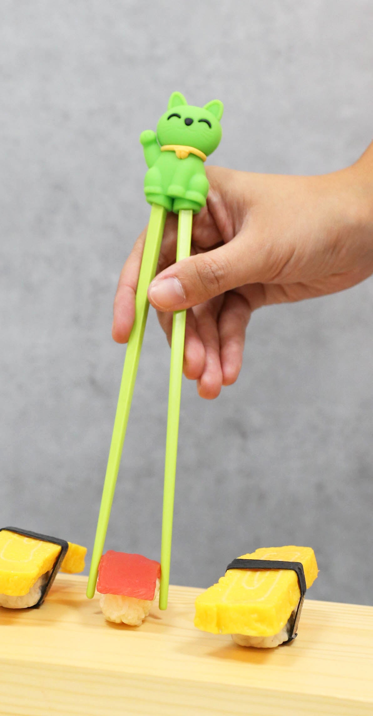 Green Maneki Neko Lucky Cat Reusable Training Chopsticks Set W/ Silicone Helper - Ebros Gift