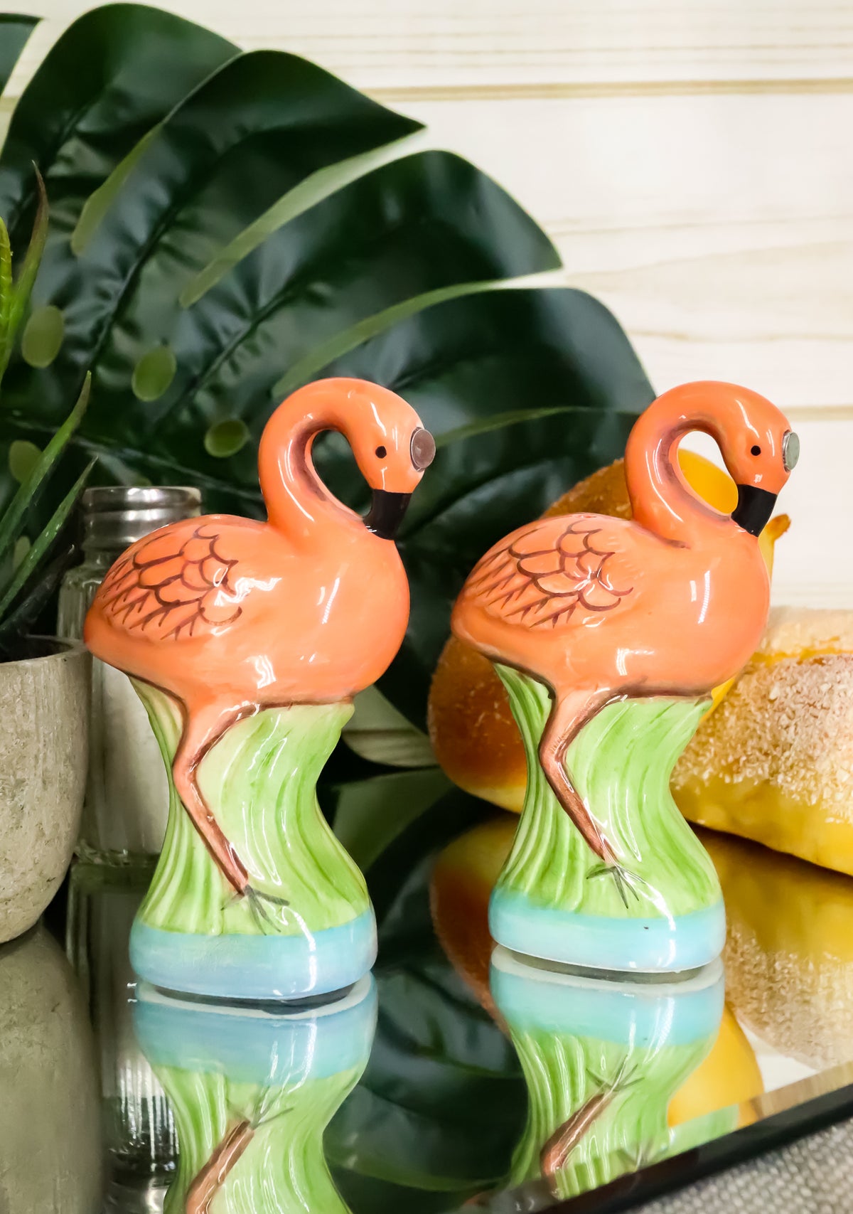 Ceramic Tropical Paradise Birds Love Pink Flamingos Salt and Pepper Shakers Set